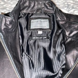 Mens Boston Harbour size XL leather jacket